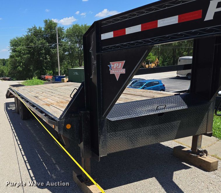 image for item EF1621 2019 PJ  equipment trailer
