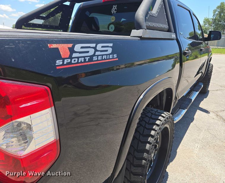 image for item EF1622 2017 Toyota Tundra SR5 CrewMax pickup truck