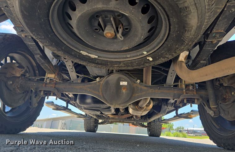 image for item EF1622 2017 Toyota Tundra SR5 CrewMax pickup truck