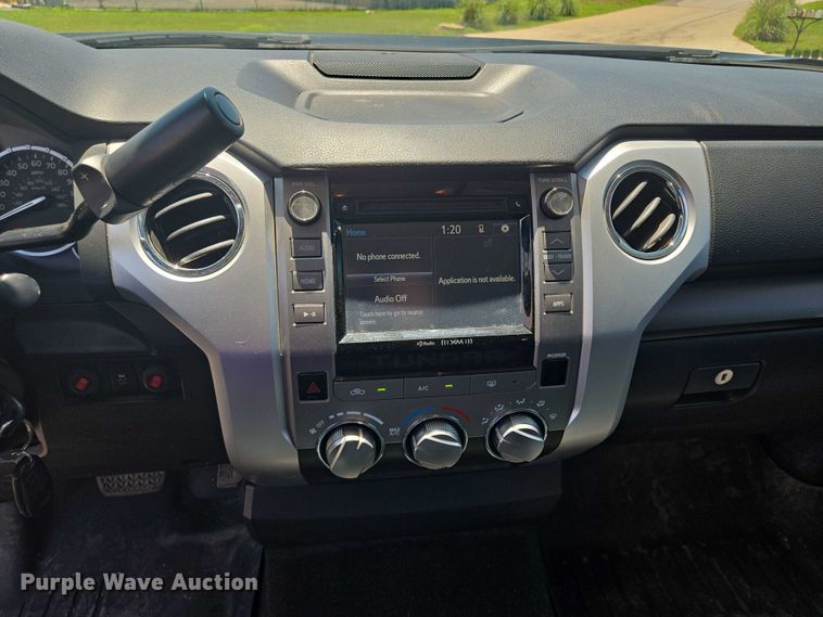 image for item EF1622 2017 Toyota Tundra SR5 CrewMax pickup truck