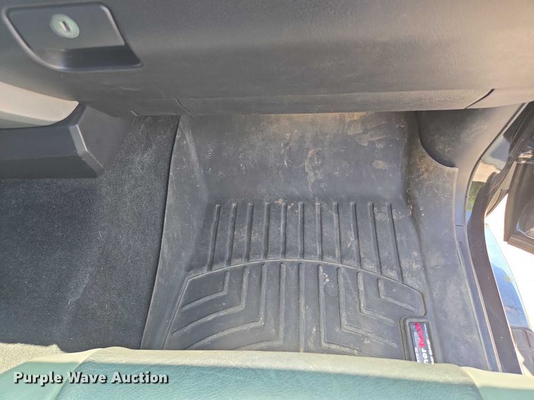 image for item EF1622 2017 Toyota Tundra SR5 CrewMax pickup truck