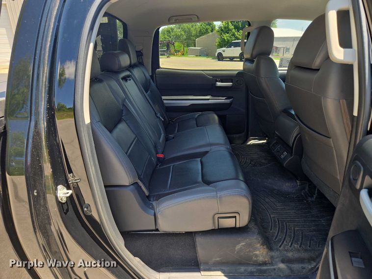 image for item EF1622 2017 Toyota Tundra SR5 CrewMax pickup truck