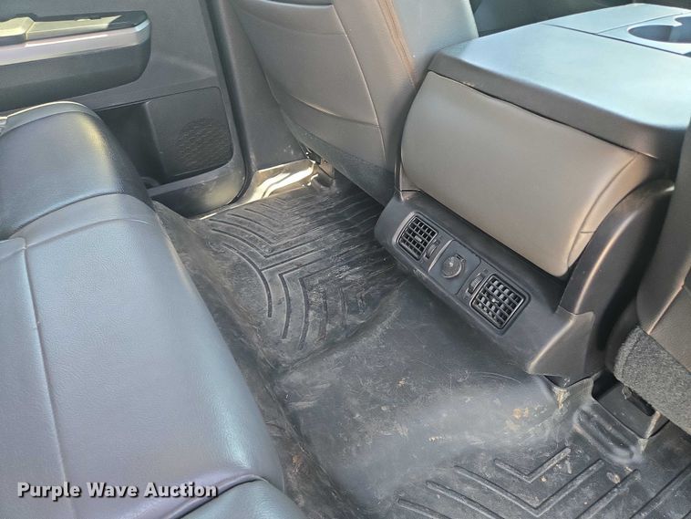 image for item EF1622 2017 Toyota Tundra SR5 CrewMax pickup truck