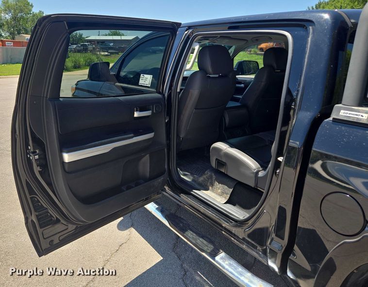 image for item EF1622 2017 Toyota Tundra SR5 CrewMax pickup truck