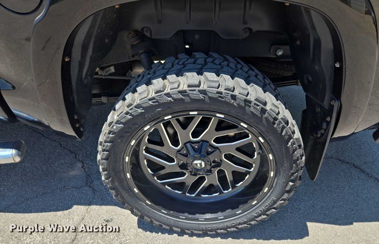 image for item EF1622 2017 Toyota Tundra SR5 CrewMax pickup truck