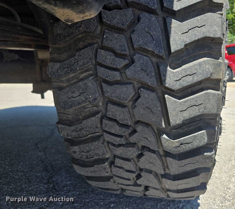 image for item EF1622 2017 Toyota Tundra SR5 CrewMax pickup truck