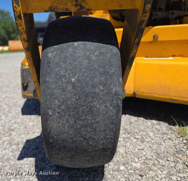 image for item EF1626 Wright Stander WS52 ZTR lawn mower