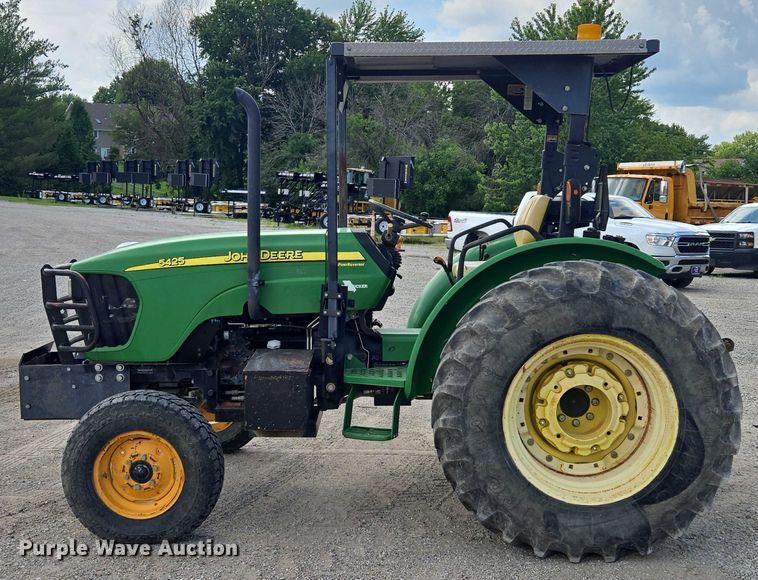 image for item EF1632 2008 John Deere 5425 tractor