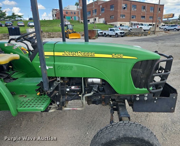 image for item EF1632 2008 John Deere 5425 tractor