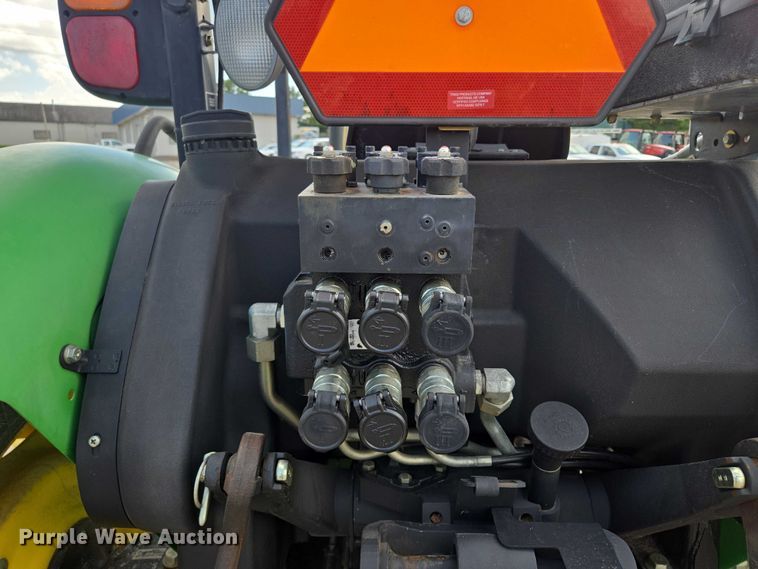image for item EF1632 2008 John Deere 5425 tractor