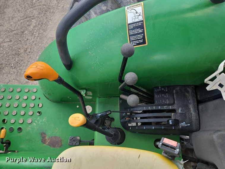 image for item EF1632 2008 John Deere 5425 tractor