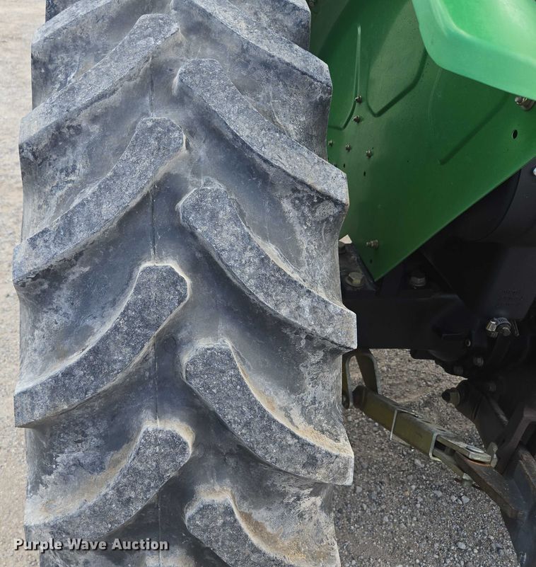 image for item EF1632 2008 John Deere 5425 tractor