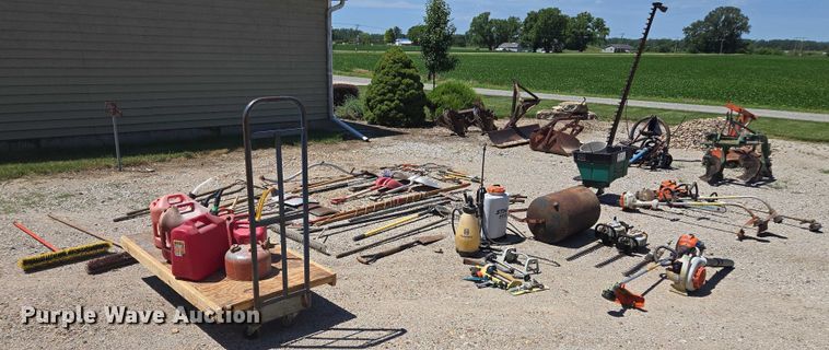 image for item EF1633 Lawn tools