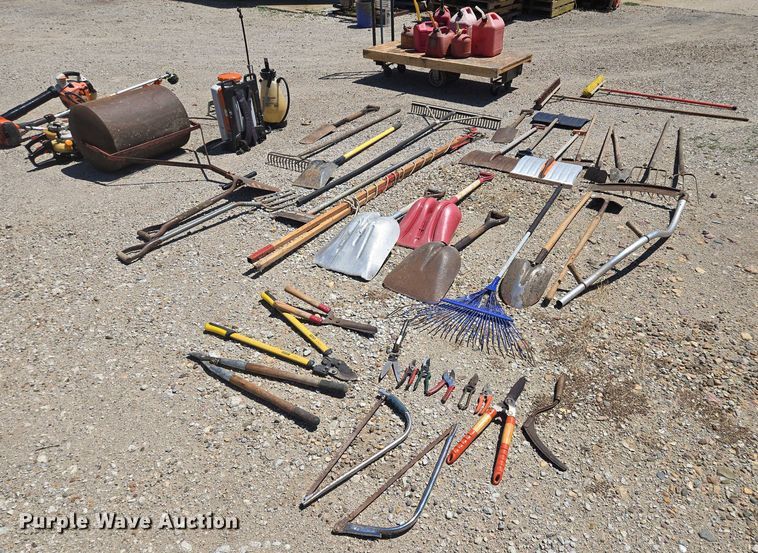 image for item EF1633 Lawn tools