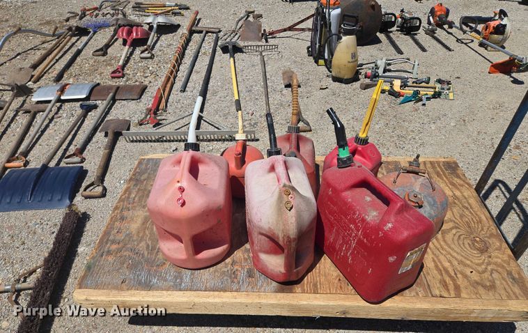 image for item EF1633 Lawn tools