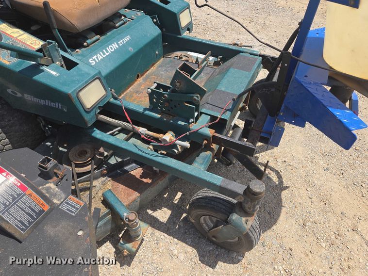 image for item EF1636 Simplicity Stallion ZT2561 ZTR lawn mower