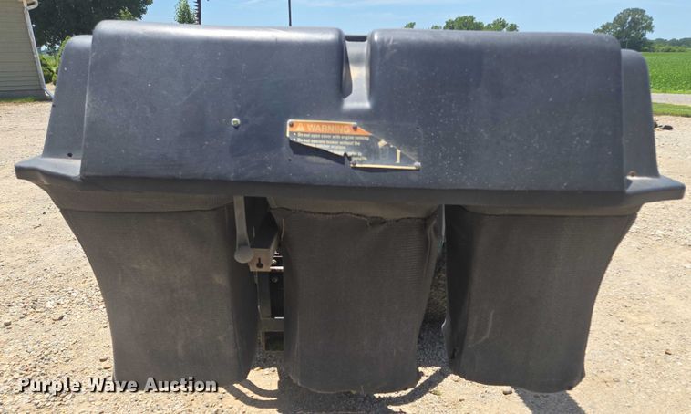 image for item EF1636 Simplicity Stallion ZT2561 ZTR lawn mower