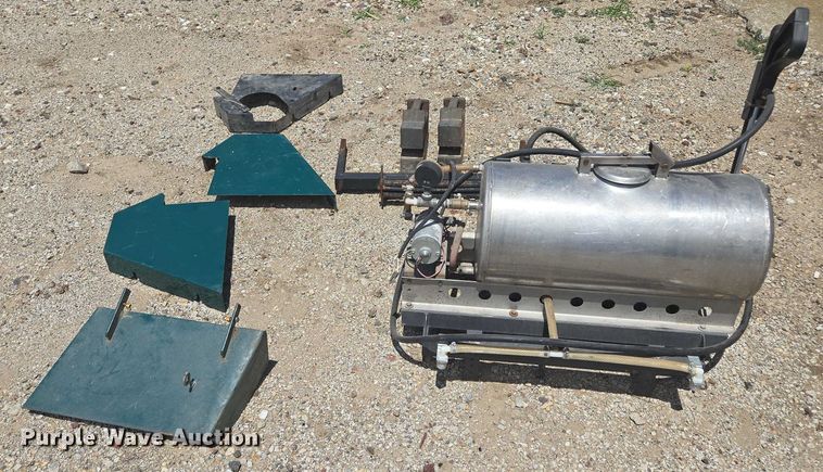 image for item EF1636 Simplicity Stallion ZT2561 ZTR lawn mower