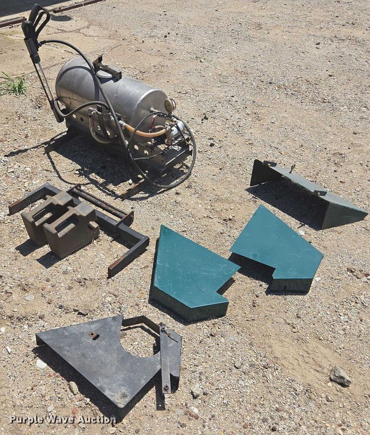 image for item EF1636 Simplicity Stallion ZT2561 ZTR lawn mower