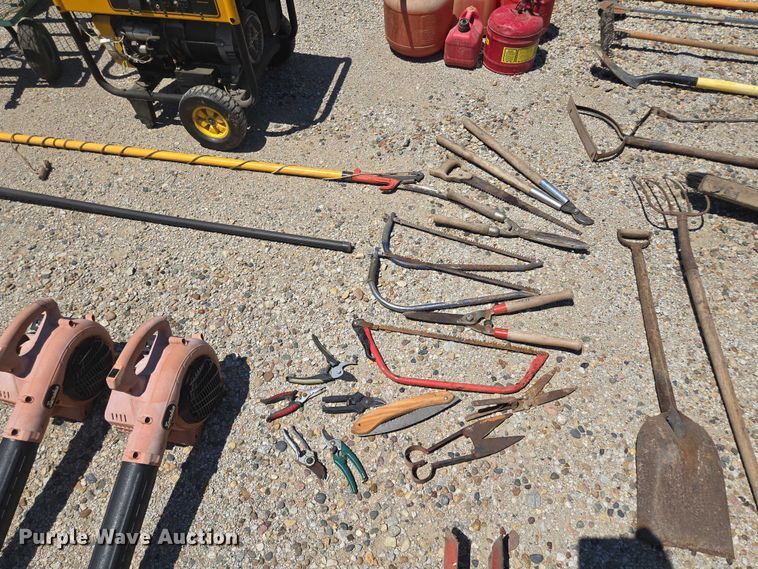 image for item EF1637 Lawn tools