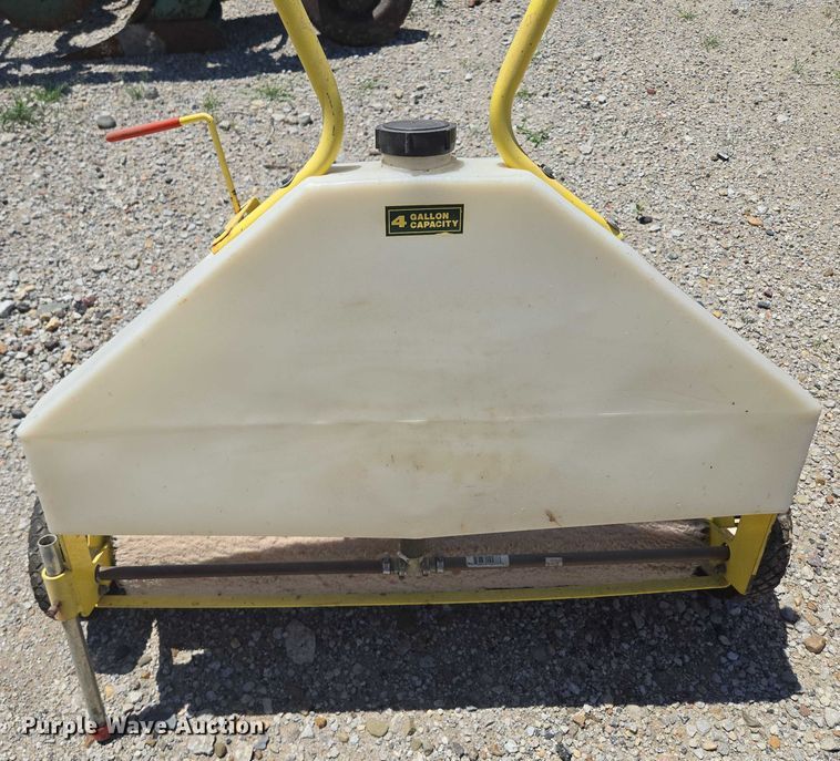 image for item EF1637 Lawn tools