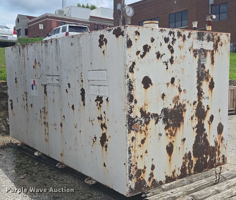 image for item EF1652 Fuel tank