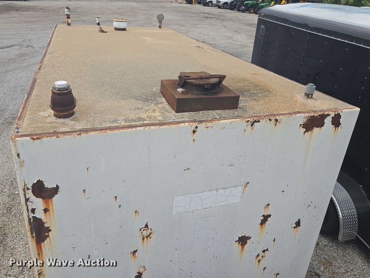 image for item EF1652 Fuel tank