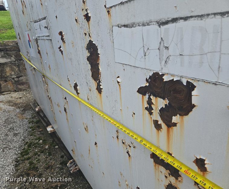 image for item EF1652 Fuel tank