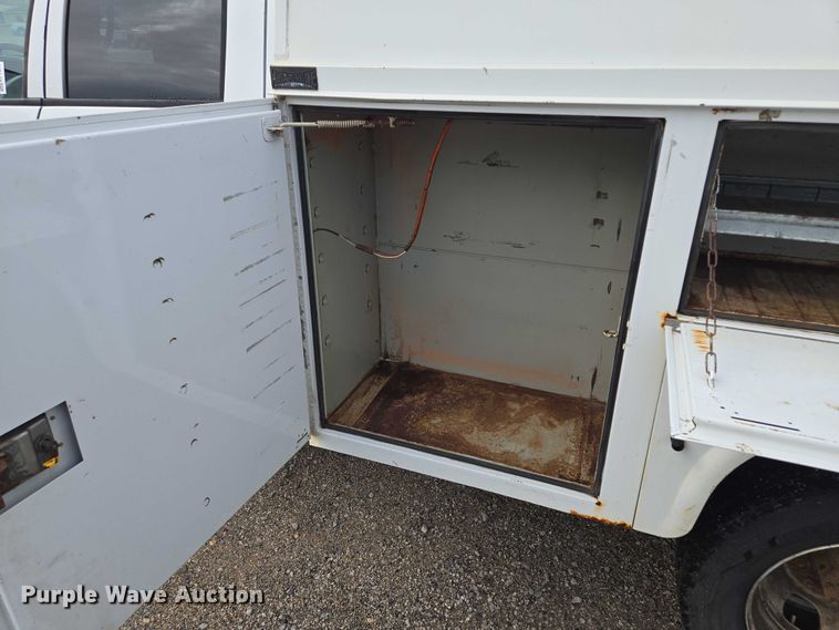 image for item EF1679 2008 Dodge Ram 4500  Crew Cab utility / service truck