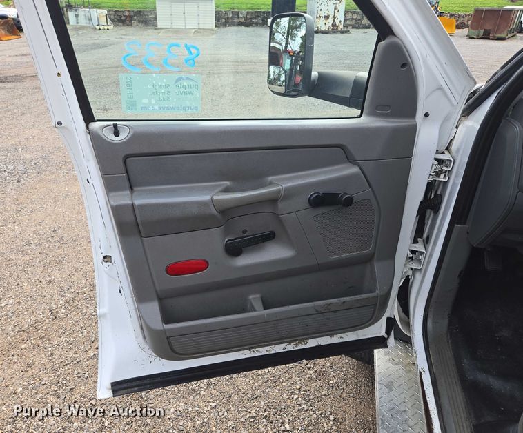 image for item EF1679 2008 Dodge Ram 4500  Crew Cab utility / service truck