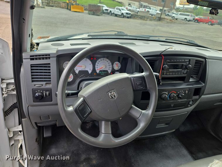 image for item EF1679 2008 Dodge Ram 4500  Crew Cab utility / service truck