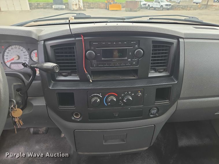 image for item EF1679 2008 Dodge Ram 4500  Crew Cab utility / service truck