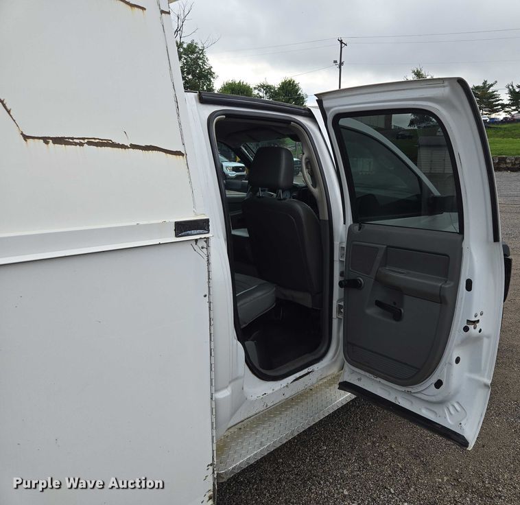 image for item EF1679 2008 Dodge Ram 4500  Crew Cab utility / service truck
