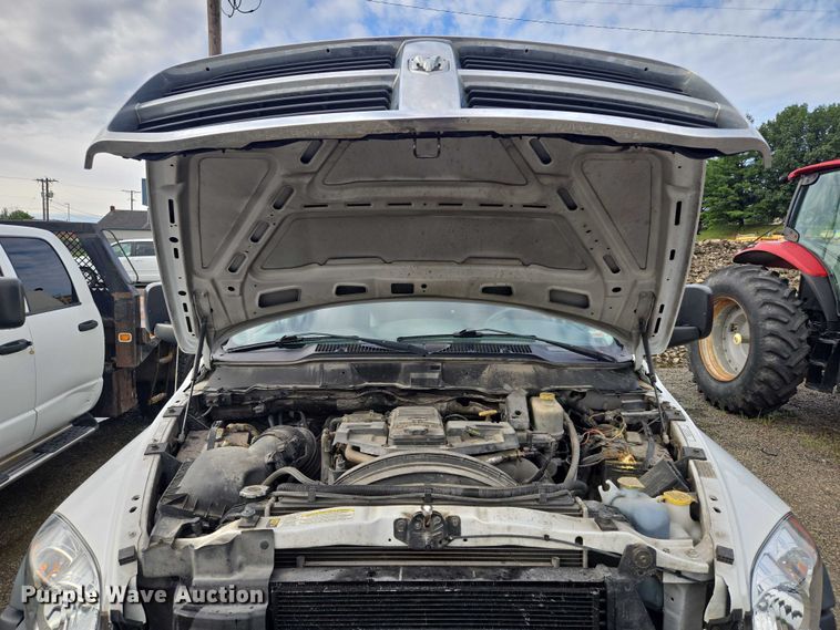 image for item EF1679 2008 Dodge Ram 4500  Crew Cab utility / service truck