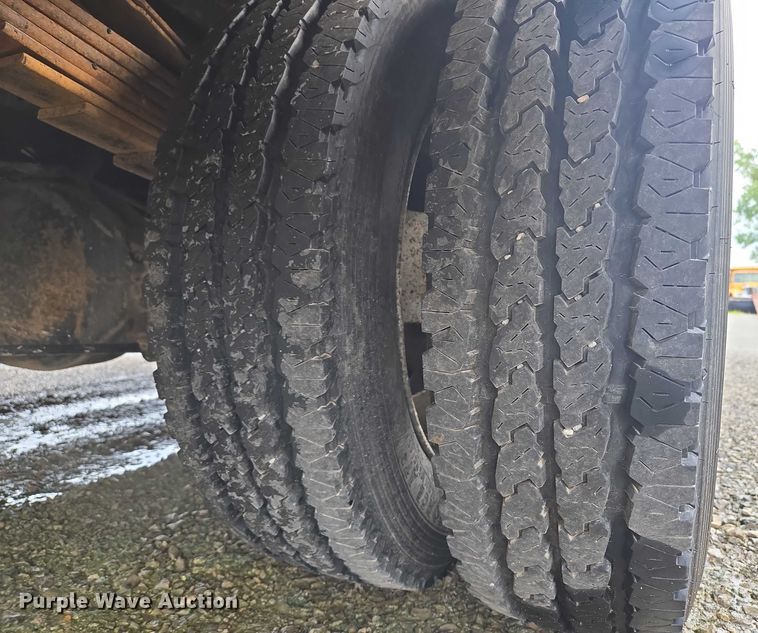 image for item EF1679 2008 Dodge Ram 4500  Crew Cab utility / service truck