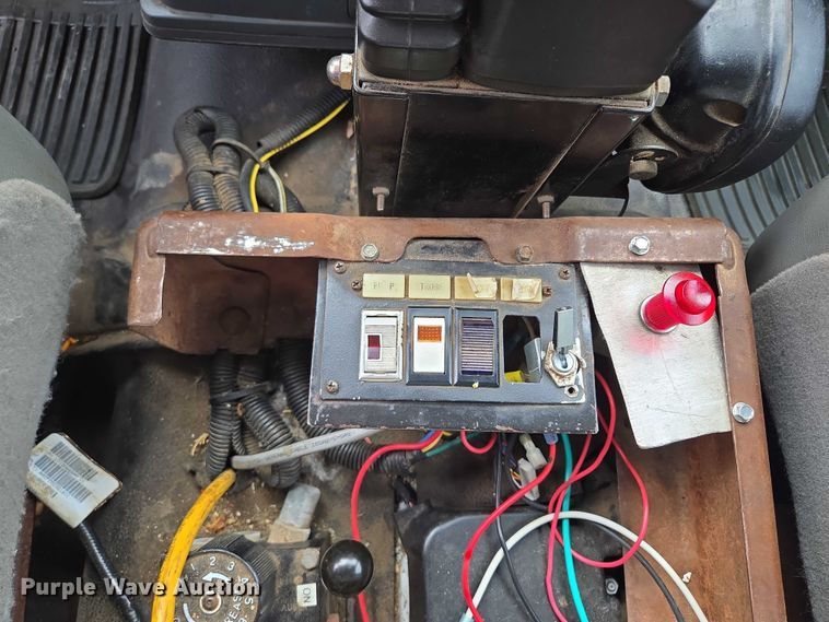 image for item EF1680 2010 Dodge Ram 5500 Crew Cab dump flatbed truck