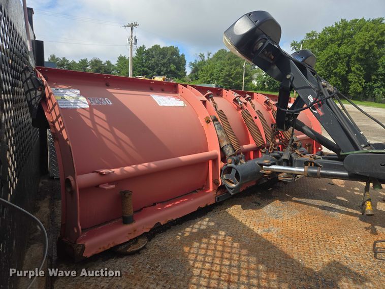 image for item EF1681 2010 Dodge Ram 5500 Crew Cab dump flatbed truck