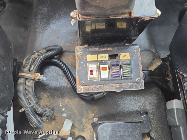 image for item EF1681 2010 Dodge Ram 5500 Crew Cab dump flatbed truck