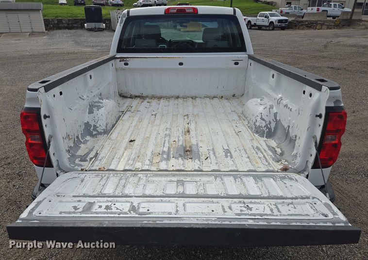 image for item EF1684 2014 Chevrolet Silverado 1500 Crew Cab pickup truck