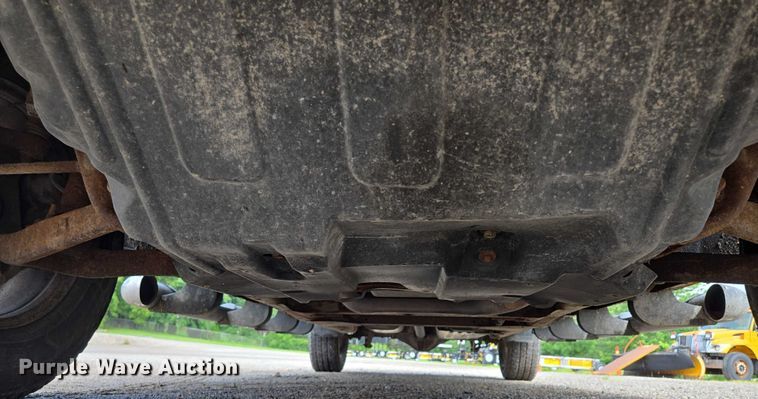 image for item EF1684 2014 Chevrolet Silverado 1500 Crew Cab pickup truck