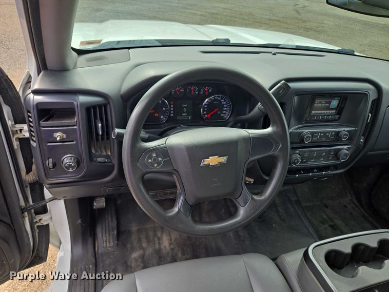 image for item EF1684 2014 Chevrolet Silverado 1500 Crew Cab pickup truck