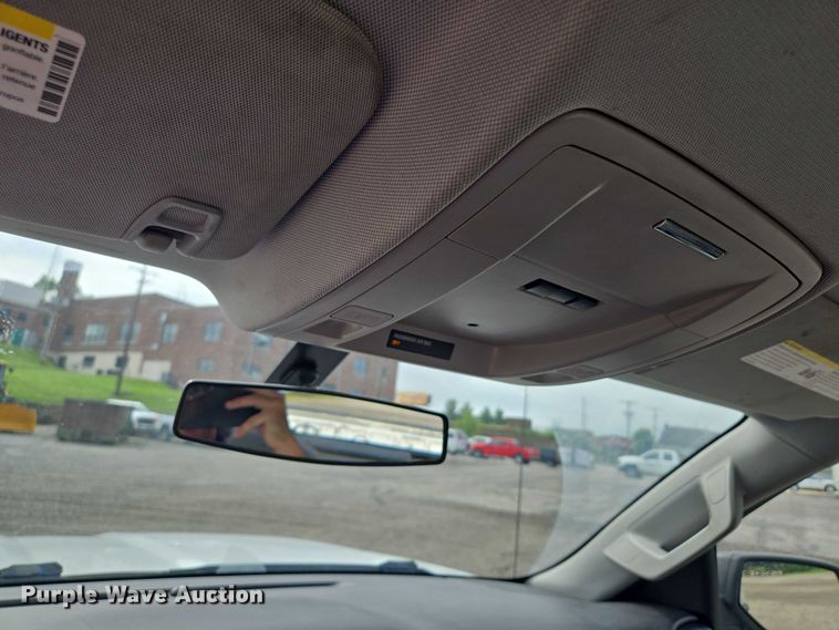 image for item EF1684 2014 Chevrolet Silverado 1500 Crew Cab pickup truck