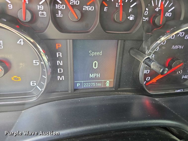 image for item EF1684 2014 Chevrolet Silverado 1500 Crew Cab pickup truck