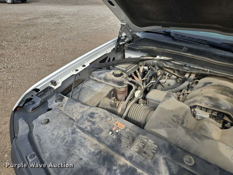 image for item EF1684 2014 Chevrolet Silverado 1500 Crew Cab pickup truck