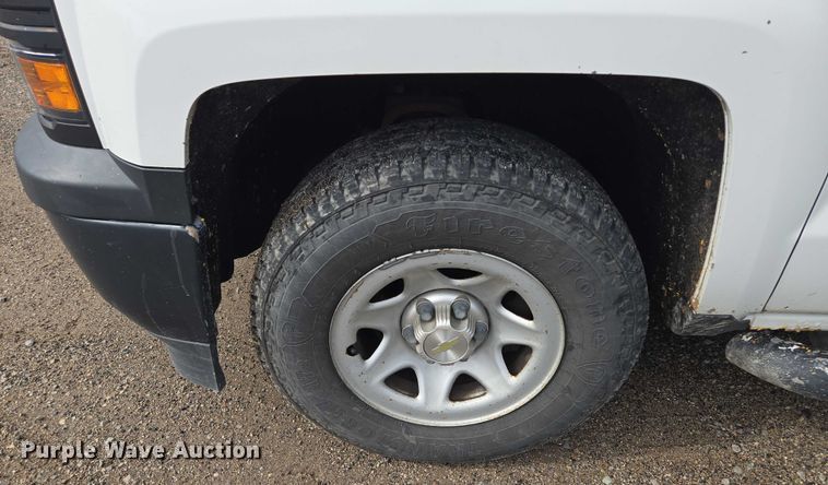 image for item EF1684 2014 Chevrolet Silverado 1500 Crew Cab pickup truck