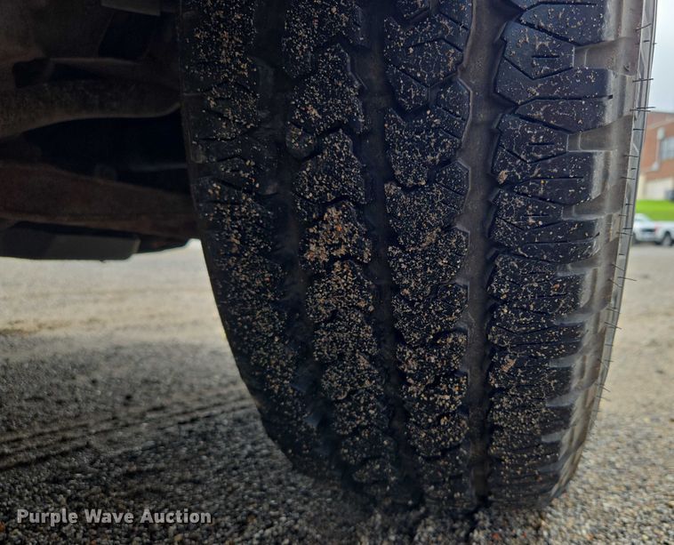 image for item EF1684 2014 Chevrolet Silverado 1500 Crew Cab pickup truck