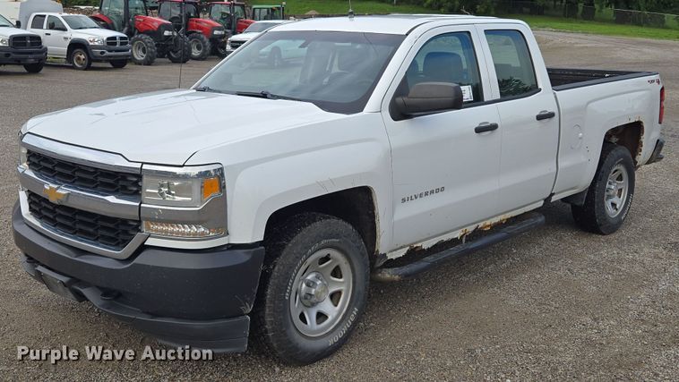 image for item EF1685 2016 Chevrolet Silverado 1500 Double Cab pickup truck