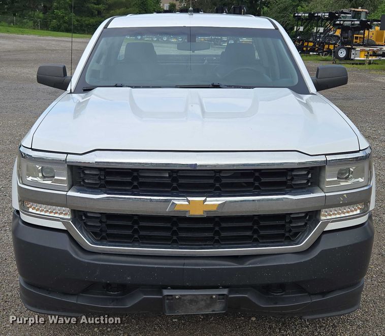 image for item EF1685 2016 Chevrolet Silverado 1500 Double Cab pickup truck