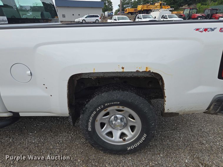 image for item EF1685 2016 Chevrolet Silverado 1500 Double Cab pickup truck