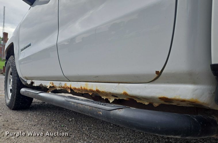 image for item EF1685 2016 Chevrolet Silverado 1500 Double Cab pickup truck